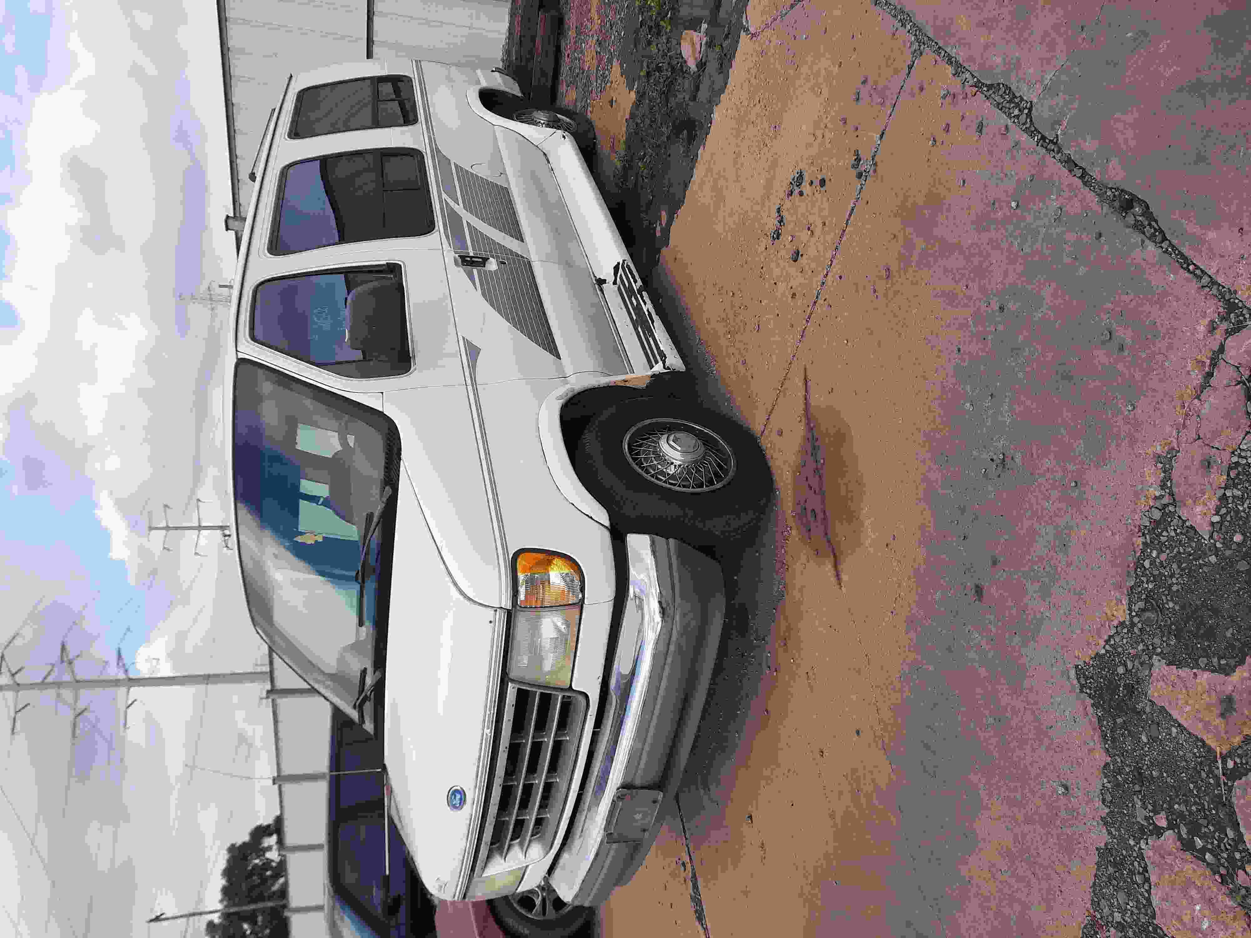 PGE062946_thumb.jpg